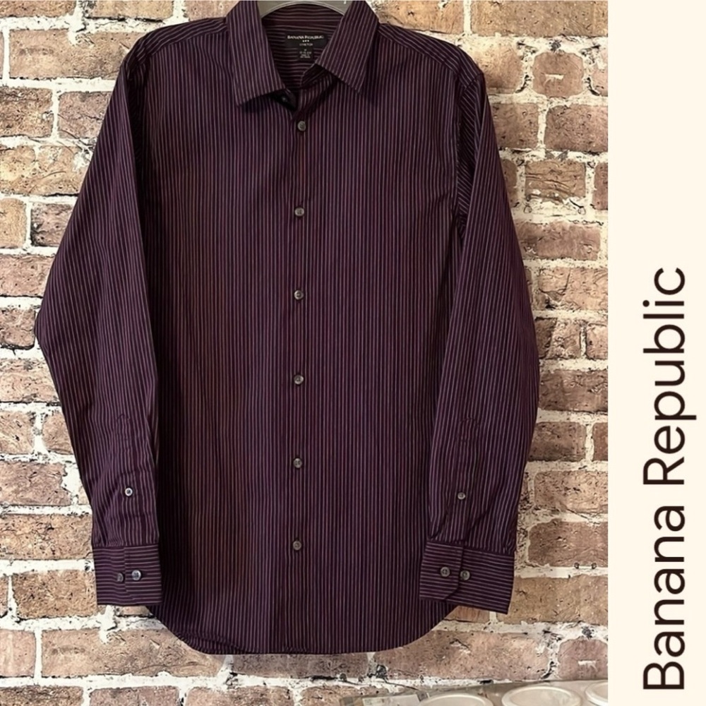 Banana Republic Men’s Shirt‎